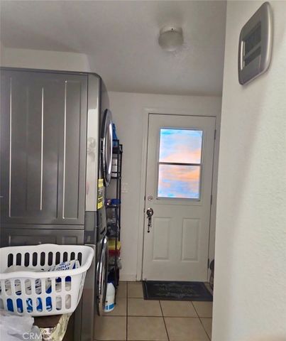 6545 Wilbur 6, Reseda, CA 91335