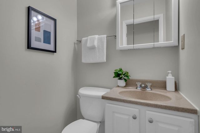 1724 DENTON CT, Crofton, MD 21114