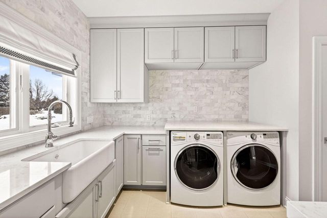 5021 Sherwood COURT, Burlington, WI 53105