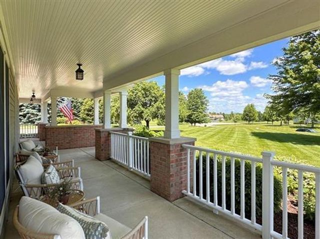 5021 Sherwood COURT, Burlington, WI 53105