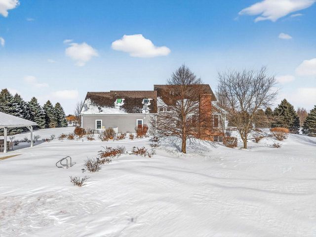 5021 Sherwood COURT, Burlington, WI 53105