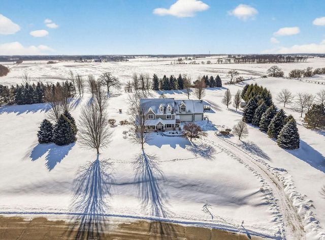 5021 Sherwood COURT, Burlington, WI 53105