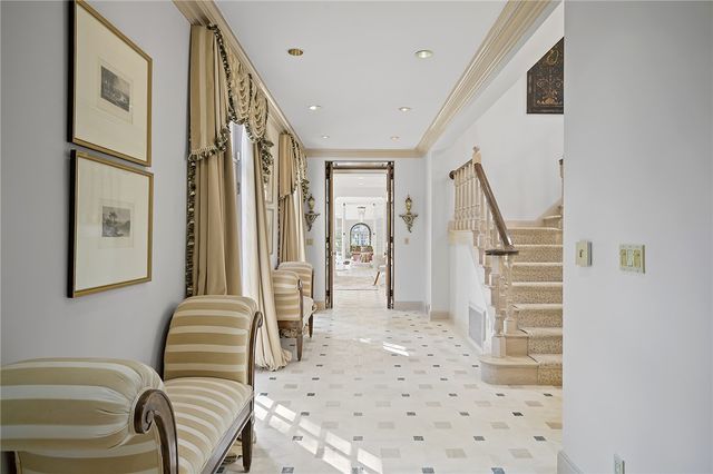 898 Persimmon Road, Sewickley Heights, PA 15143