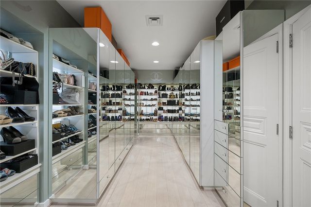 898 Persimmon Road, Sewickley Heights, PA 15143