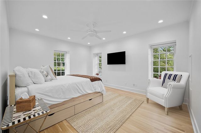 898 Persimmon Road, Sewickley Heights, PA 15143