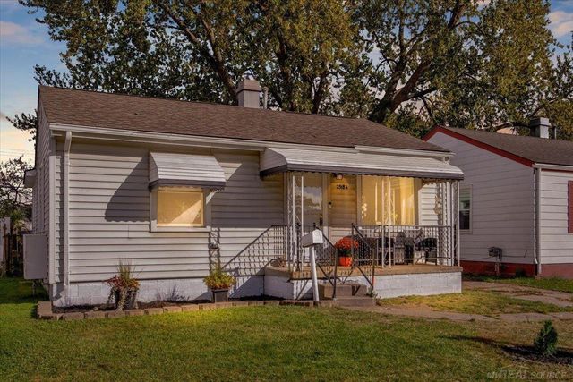 25184 Tecla Avenue, Warren, MI 48089