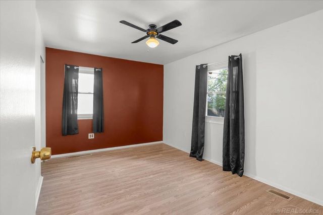 25184 Tecla Avenue, Warren, MI 48089