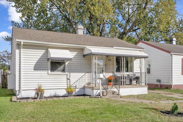 25184 Tecla Avenue, Warren, MI 48089