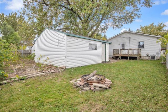 25184 Tecla Avenue, Warren, MI 48089