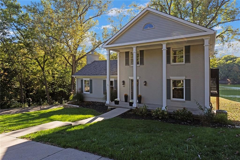 900 Wildbriar Drive, Liberty, MO 64068