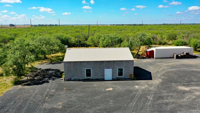 1066 RANCH RD HIGHWAY 187, Sabinal, TX 78881