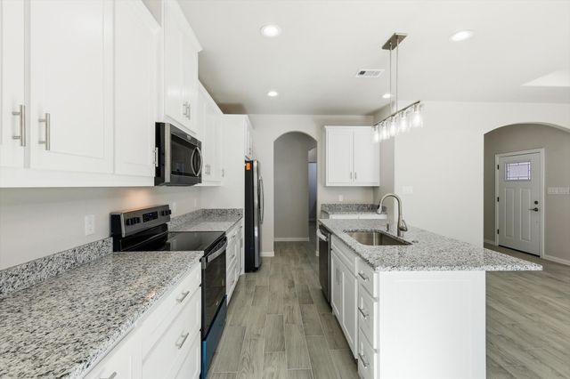 709 3rd Street, Bridgeport, TX 76426