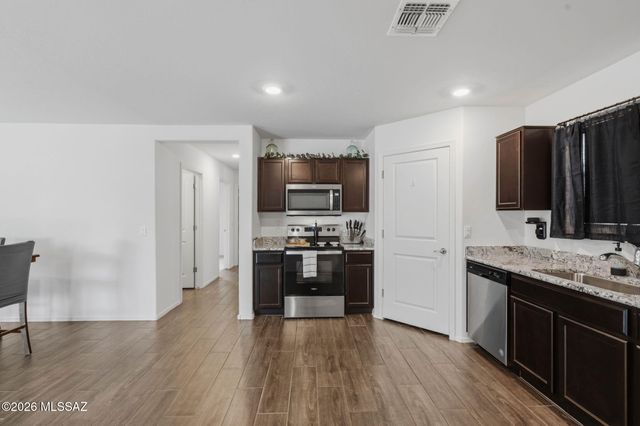 2907 W Dakota Vista Way, Tucson, AZ 85746