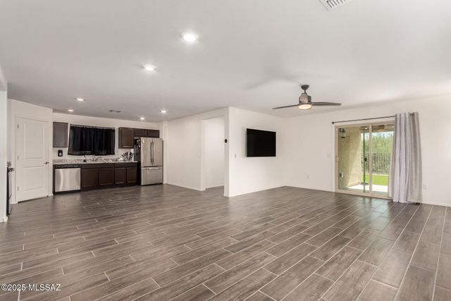 2907 W Dakota Vista Way, Tucson, AZ 85746