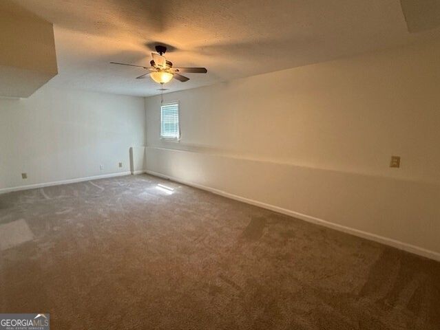 35 Chatsworth Circle, Newnan, GA 30265