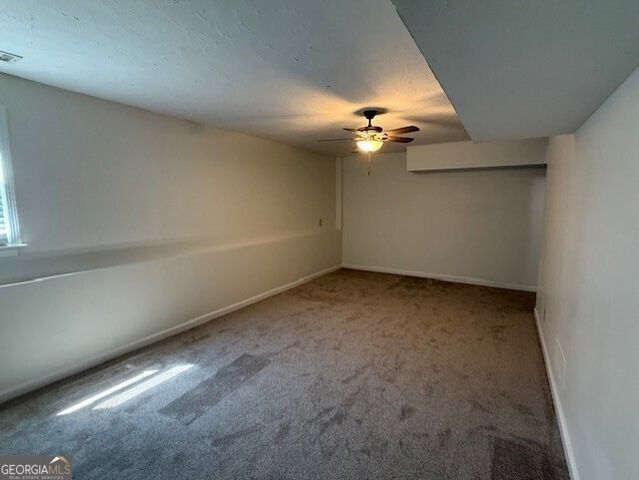 35 Chatsworth Circle, Newnan, GA 30265