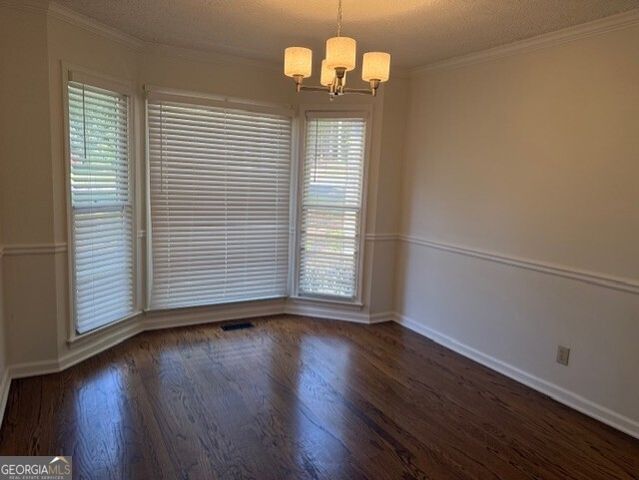 35 Chatsworth Circle, Newnan, GA 30265