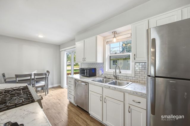 5588 Park Avenue, City Of Hudsonville, MI 49426