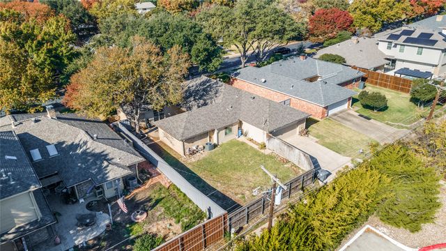 7212 Claybrook Drive, Dallas, TX 75231