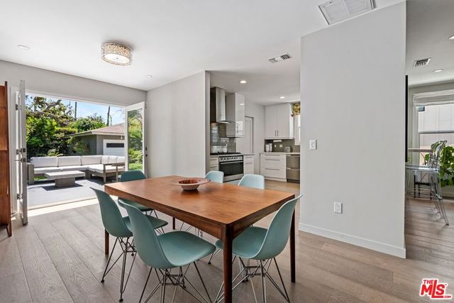 1216 Greenacre Avenue, West Hollywood, CA 90046