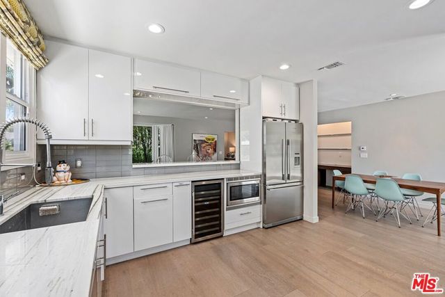 1216 Greenacre Avenue, West Hollywood, CA 90046