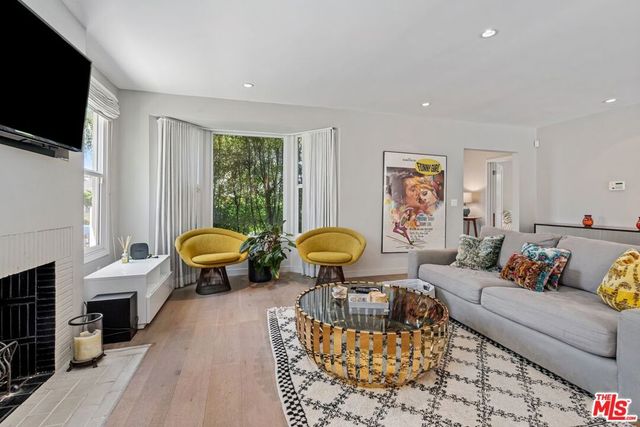 1216 Greenacre Avenue, West Hollywood, CA 90046