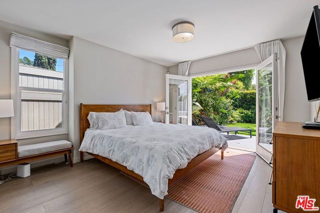 1216 Greenacre Avenue, West Hollywood, CA 90046
