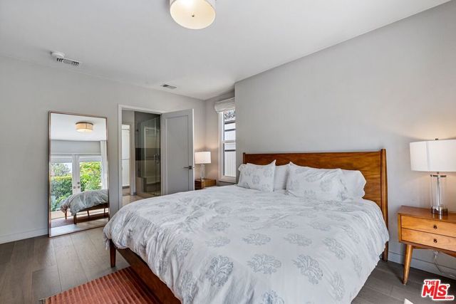 1216 Greenacre Avenue, West Hollywood, CA 90046