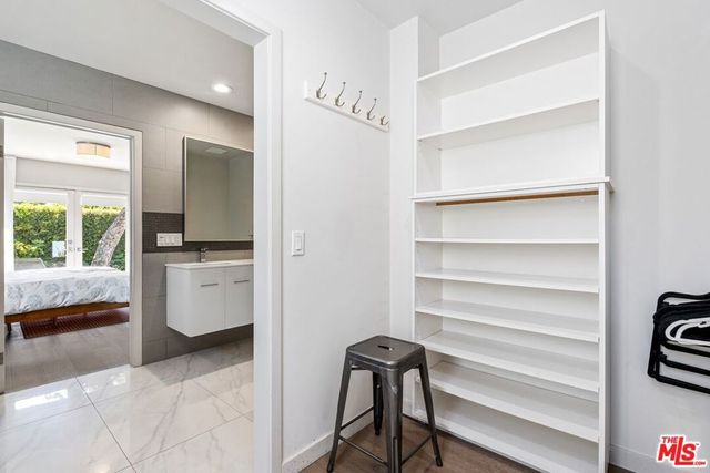 1216 Greenacre Avenue, West Hollywood, CA 90046