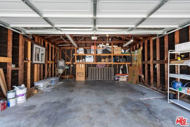 1216 Greenacre Avenue, West Hollywood, CA 90046