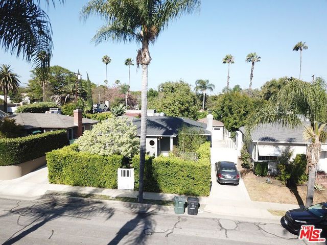 1216 Greenacre Avenue, West Hollywood, CA 90046