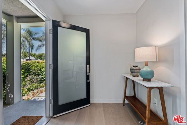 1216 Greenacre Avenue, West Hollywood, CA 90046