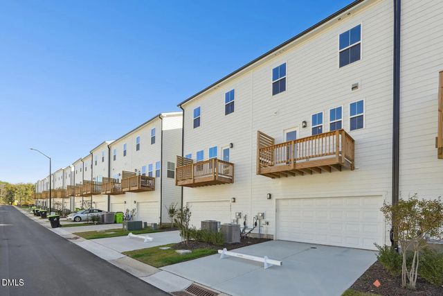 1031 Zelkova, Chapel Hill, NC 27517