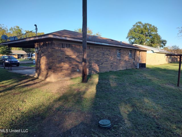 208 Washington Heights, Ferriday, LA 71334