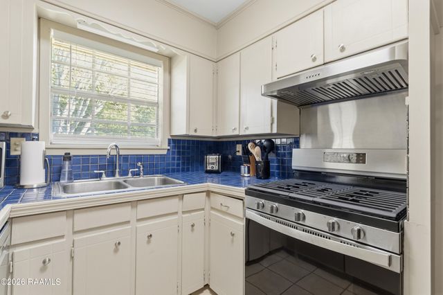 700 Pandora Street, Lafayette, LA 70506