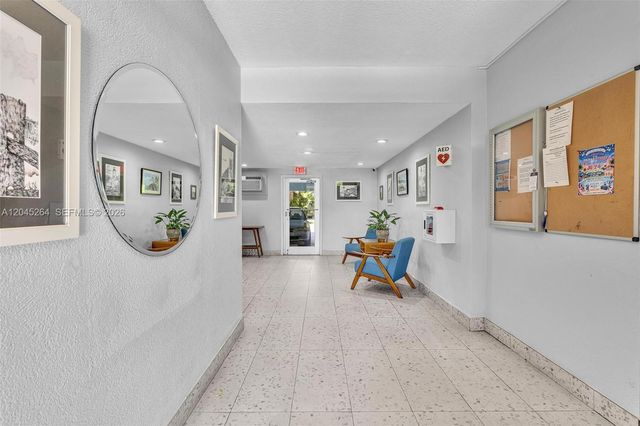 700 NE 14th Ave 307, Hallandale Beach, FL 33009