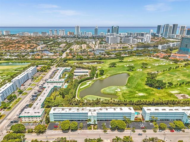 700 NE 14th Ave 307, Hallandale Beach, FL 33009