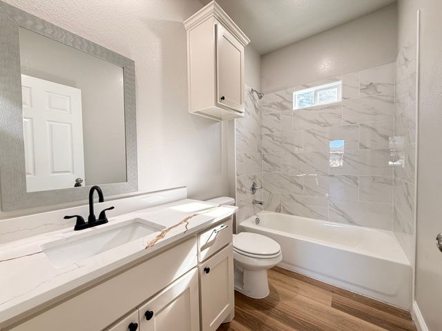 2101 College Street, Greenville, TX 75401