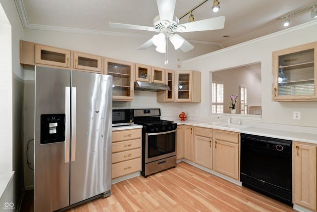 6153 White Birch Drive, Fishers, IN 46038