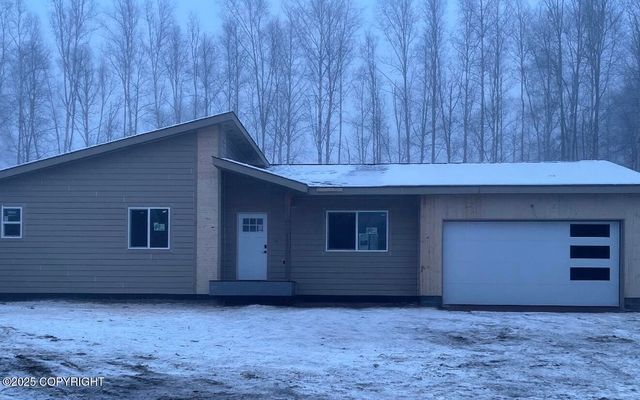 3597 S Dawn Lake Drive, Wasilla, AK 99623
