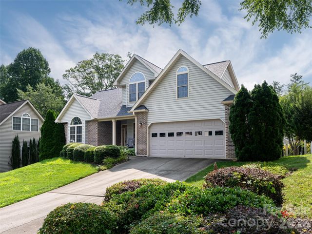 80 Driftstone Circle, Arden, NC 28704