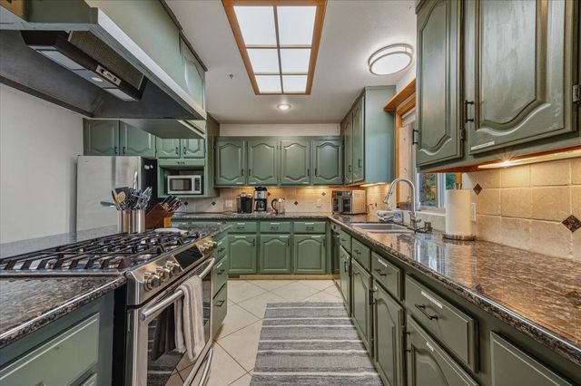 14752 Little Greenhorn Rd, Grass Valley, CA 95945