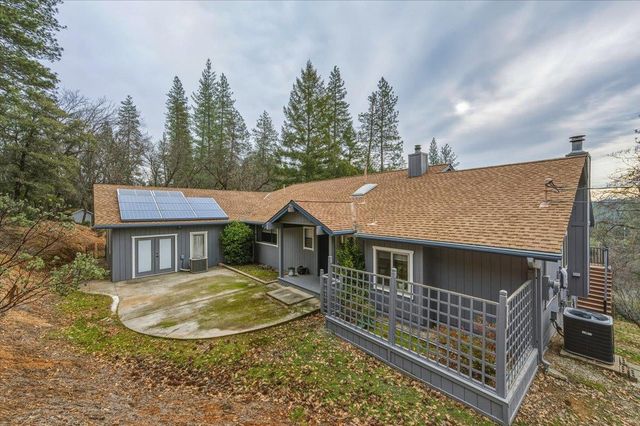 14752 Little Greenhorn Rd, Grass Valley, CA 95945