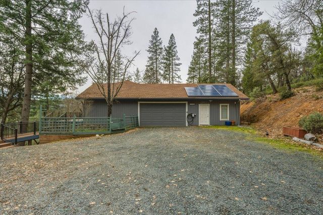 14752 Little Greenhorn Rd, Grass Valley, CA 95945