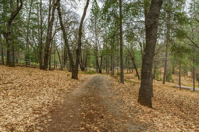 14752 Little Greenhorn Rd, Grass Valley, CA 95945