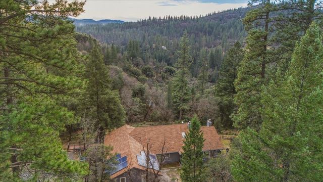 14752 Little Greenhorn Rd, Grass Valley, CA 95945
