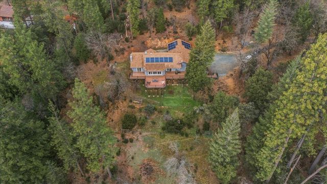 14752 Little Greenhorn Rd, Grass Valley, CA 95945