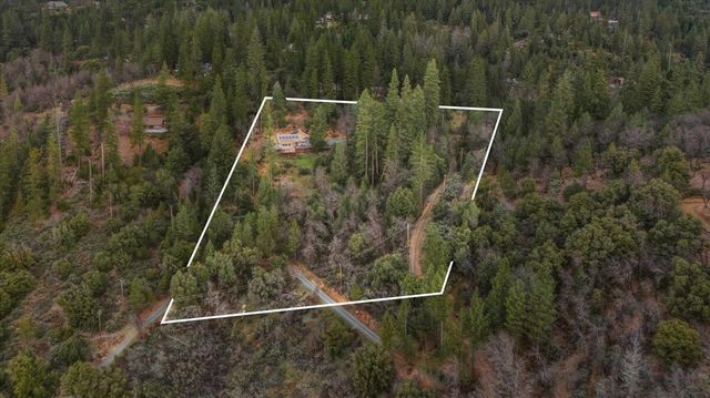 14752 Little Greenhorn Rd, Grass Valley, CA 95945