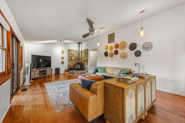 14752 Little Greenhorn Rd, Grass Valley, CA 95945