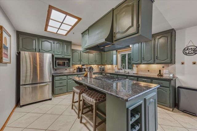 14752 Little Greenhorn Rd, Grass Valley, CA 95945